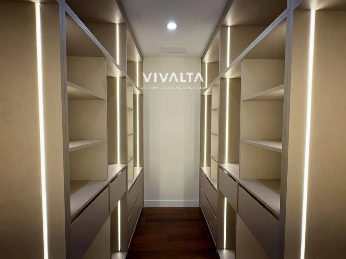 Maisonette zum Verkauf in Madrid mit Klimaanlage, Heizung und Haustechnik