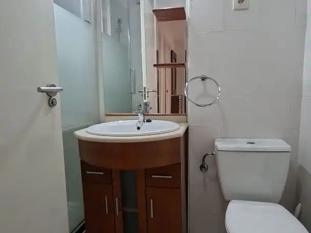 Bathroom of Flat for sale in  Madrid Capital  with Air Conditioner