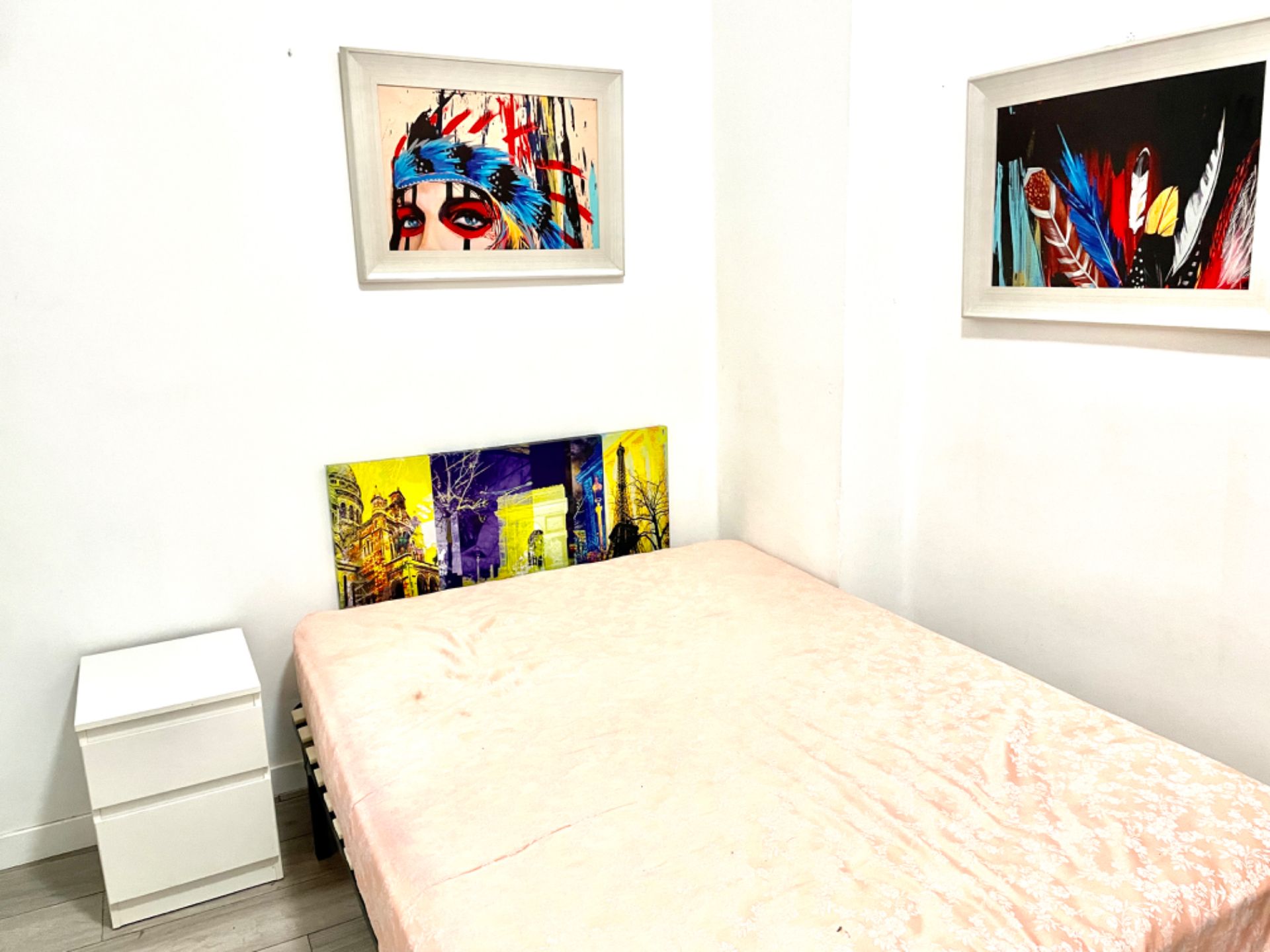 Dormitori de Pis per a compartir en  Valencia Capital amb Aire condicionat, Calefacció i Moblat