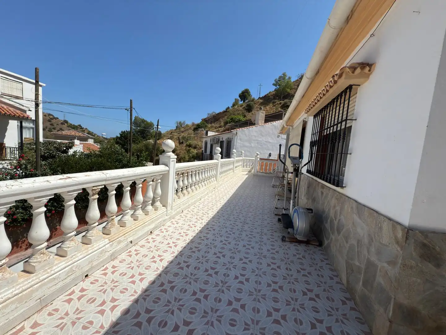 Exterior view of Houses for sale in Málaga  with Air Conditioner, Terrace and Furnished
