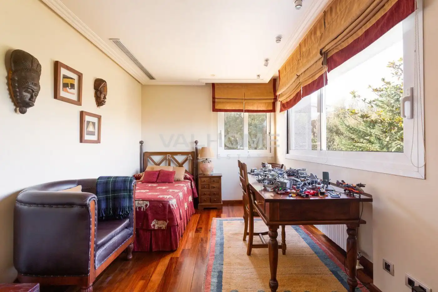 Habitación de Casa o chalet en venta en Sant Cugat del Vallès con Aire acondicionado, Calefacción y Jardín privado