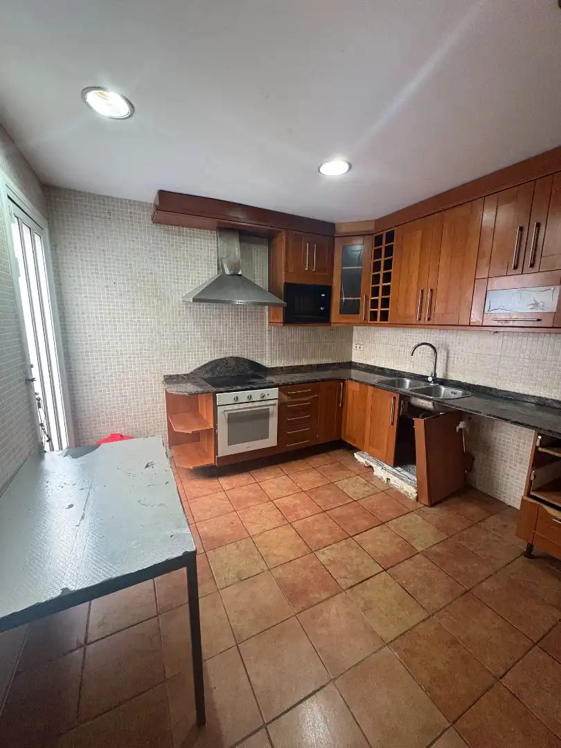 Kitchen of Houses for sale in Artigues - Llefià