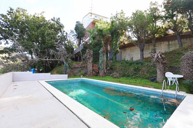 Casa-chalet en Venta en La Miranda