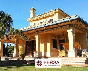 Vista exterior de Casa o xalet en venda en El Puerto de Santa María amb Aire condicionat, Calefacció i Jardí privat