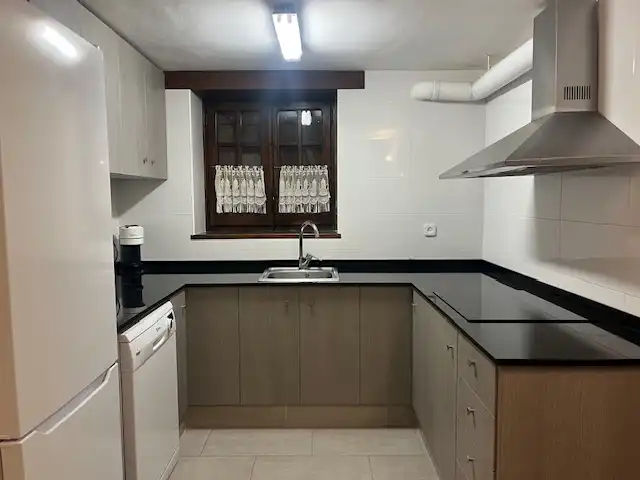 Cuina de Dúplex en venda en Alt Àneu amb Moblat