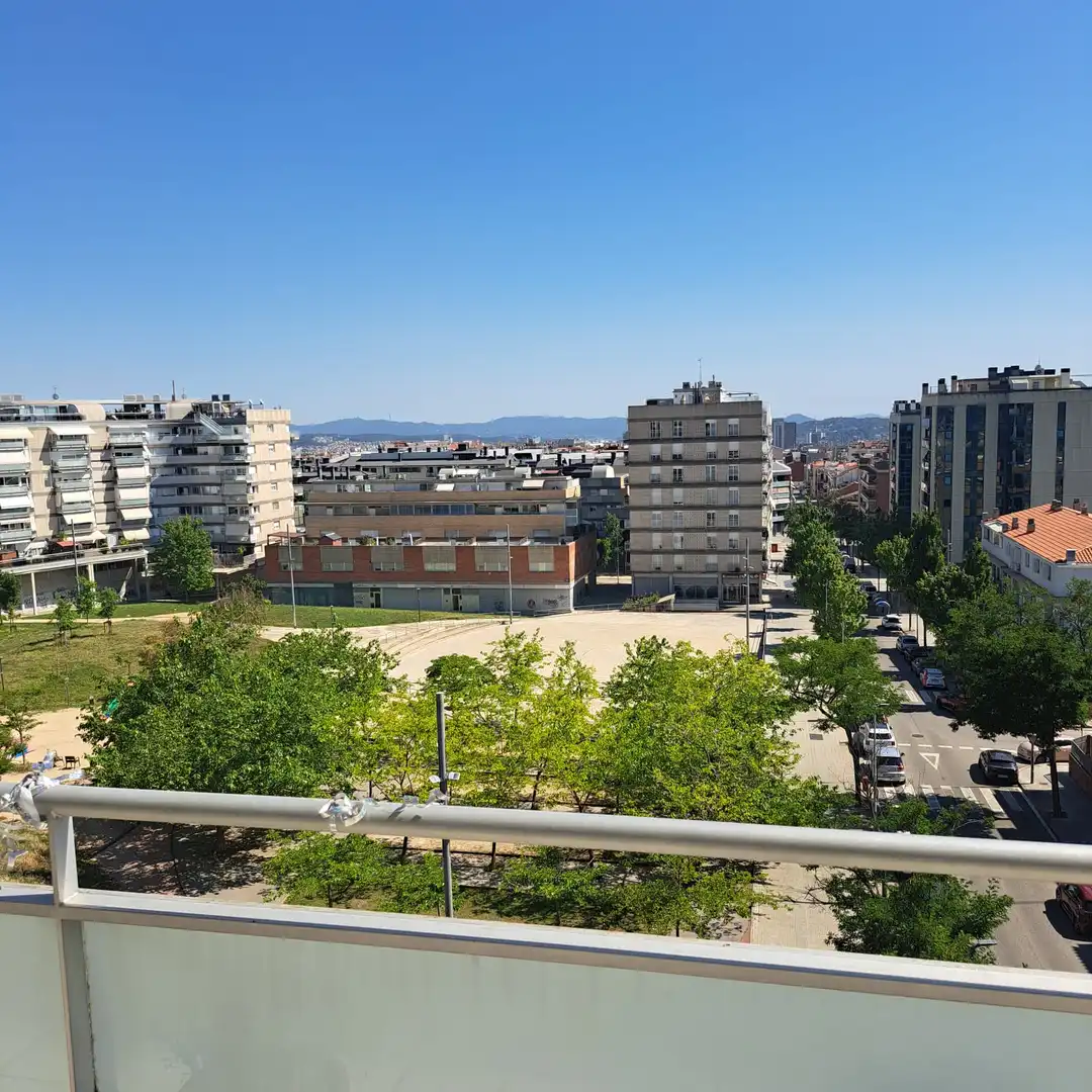 Vista exterior de Àtic en venda en Terrassa amb Calefacció, Terrassa i Traster