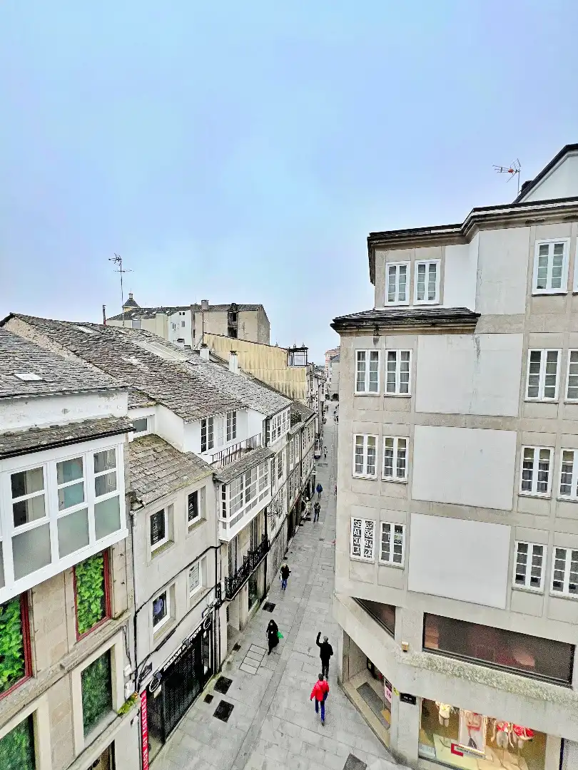 Außenansicht von Wohnung zum Verkauf in Lugo mit Heizung, Parkett und Möbliert