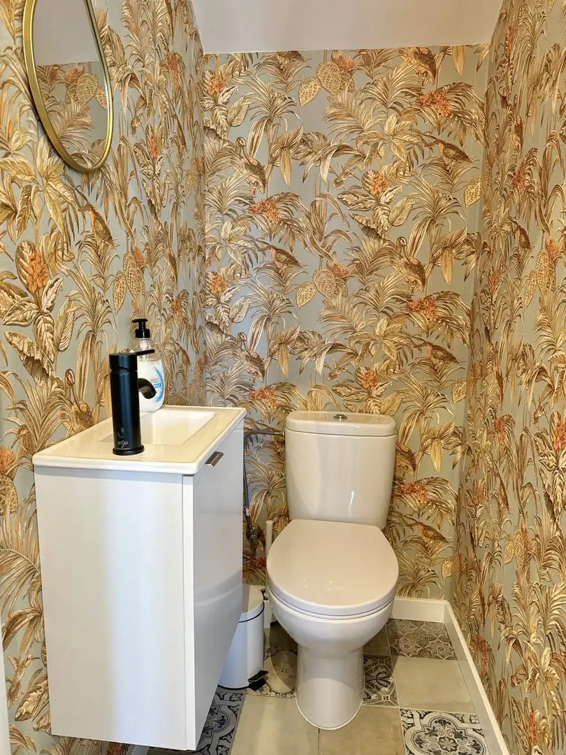 Bany de Casa o xalet en venda en Estepona amb Aire condicionat, Terrassa i Moblat