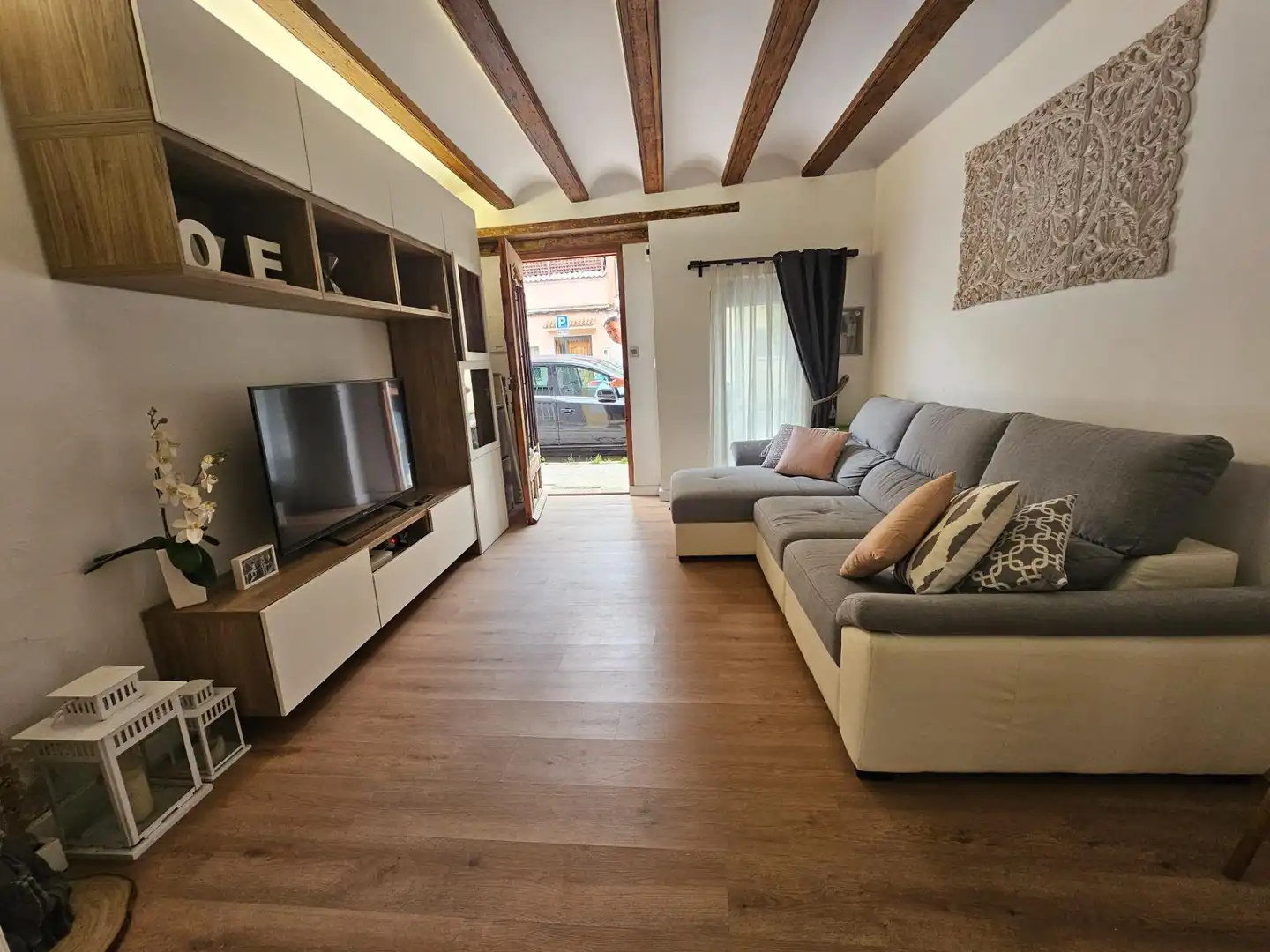 Sala d'estar de Casa adosada en venda en Valencia amb Aire condicionat, Parquet i Terrassa