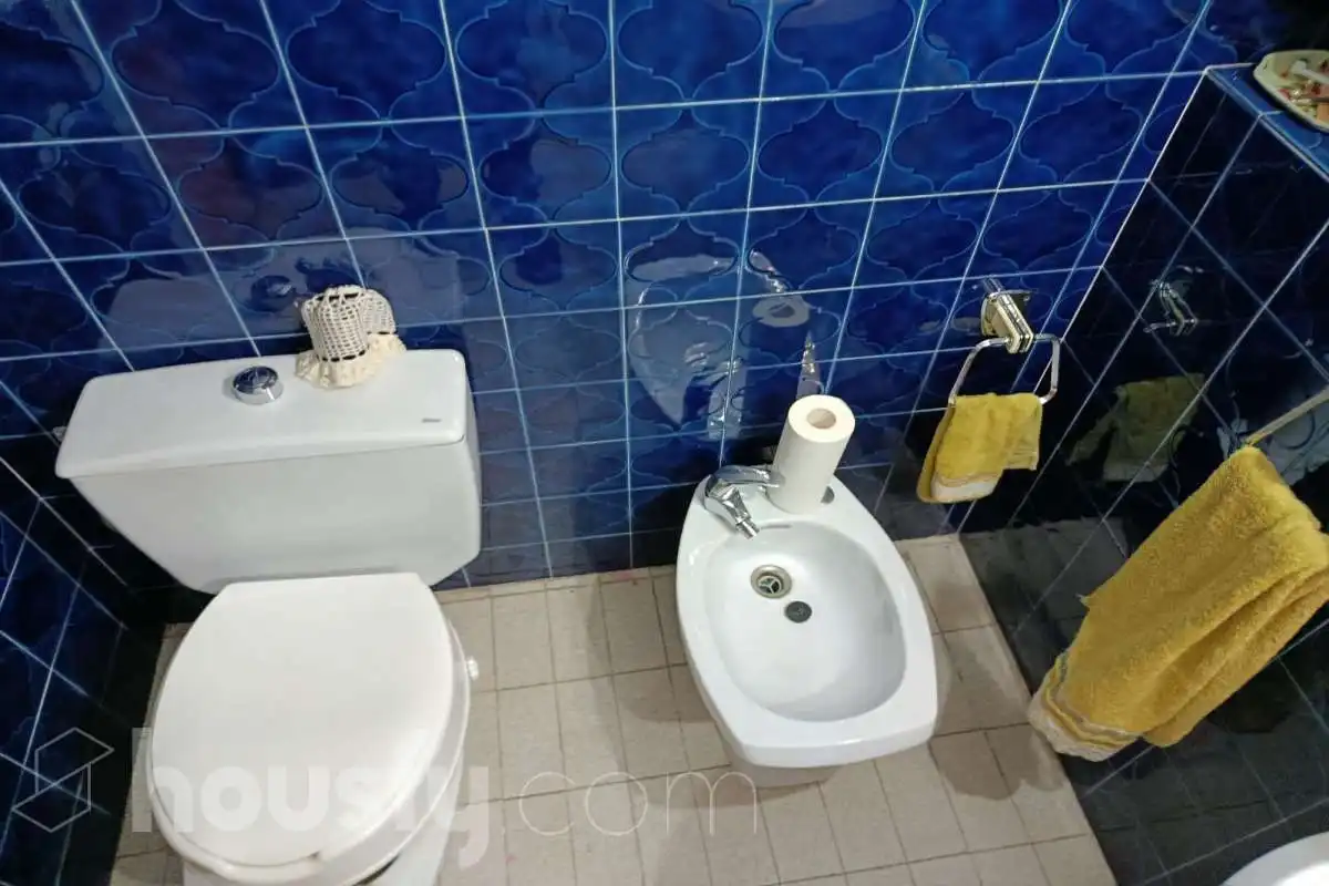 Baño de Piso de alquiler en Barcelona con Aire acondicionado, Calefacción y Terraza