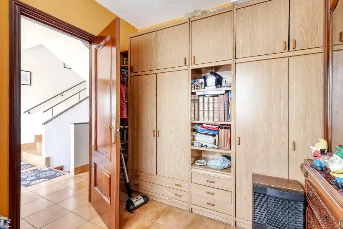 Casa adosada en venta en A Coruña Capital  con Calefacción, Jardín privado y Parquet