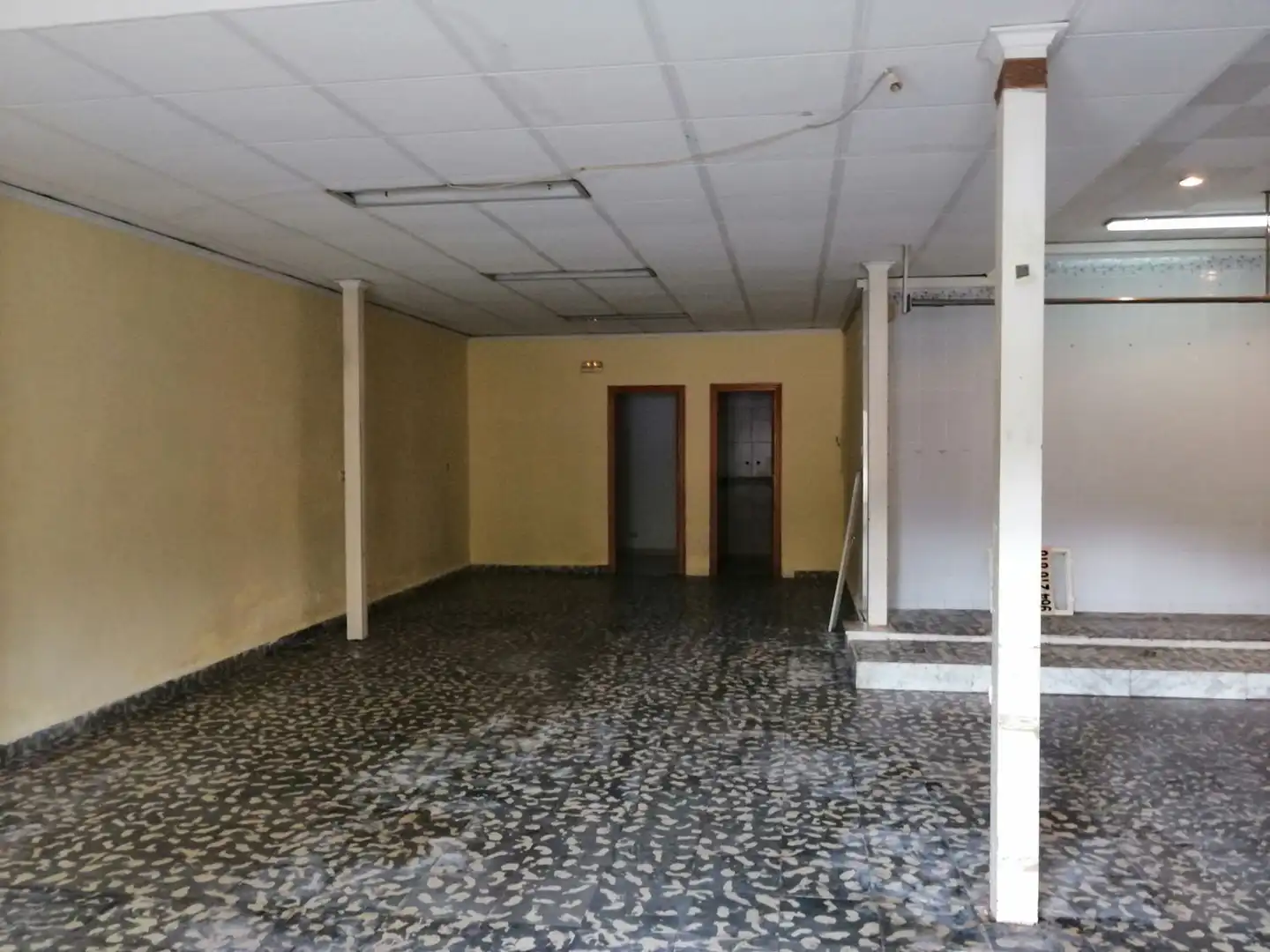 Local comercial en venda a Avenida de Tombatossals, imagen 4