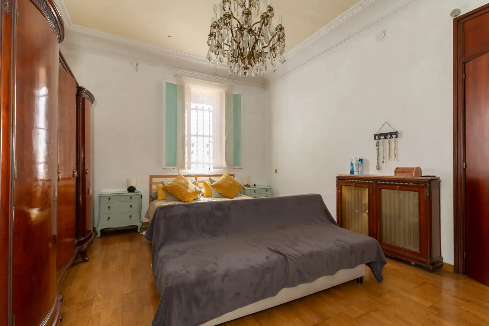 Schlafzimmer von Einfamilien-Reihenhaus zum Verkauf in Barcelona mit Terrasse und Abstellraum