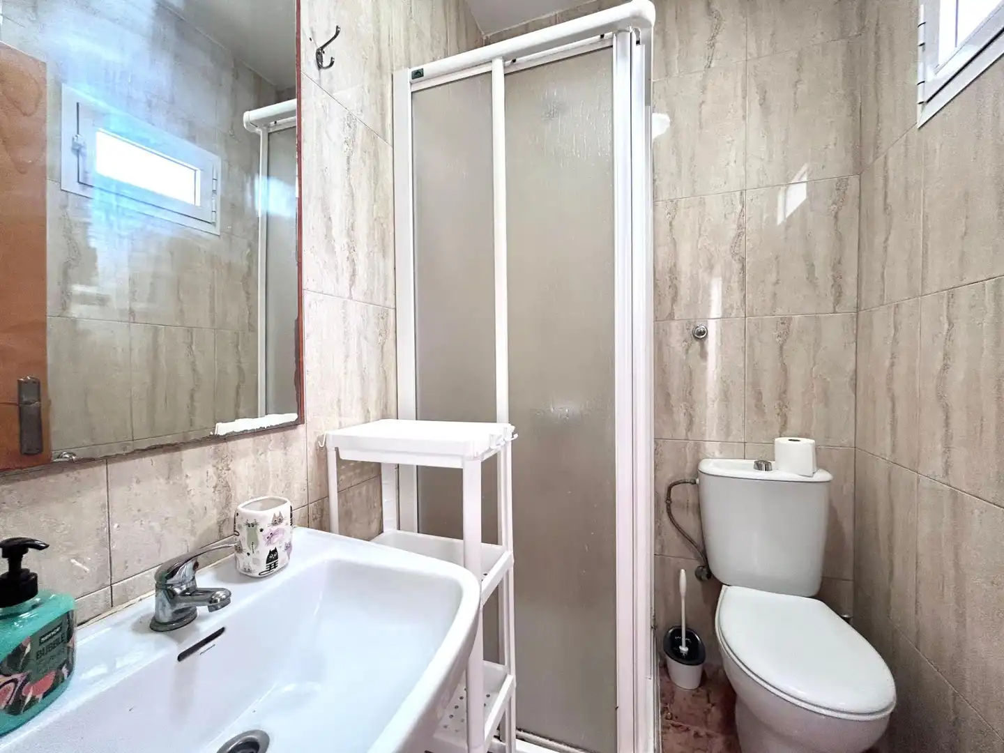 Badezimmer von Wohnung zur untervermieten in Almería