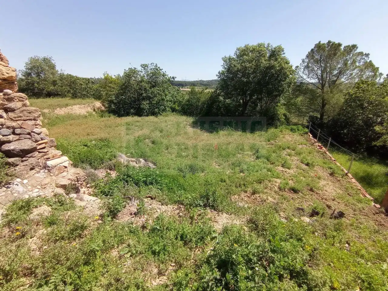 Casa rústica amb jardí en venda a Pontós, imagen 2