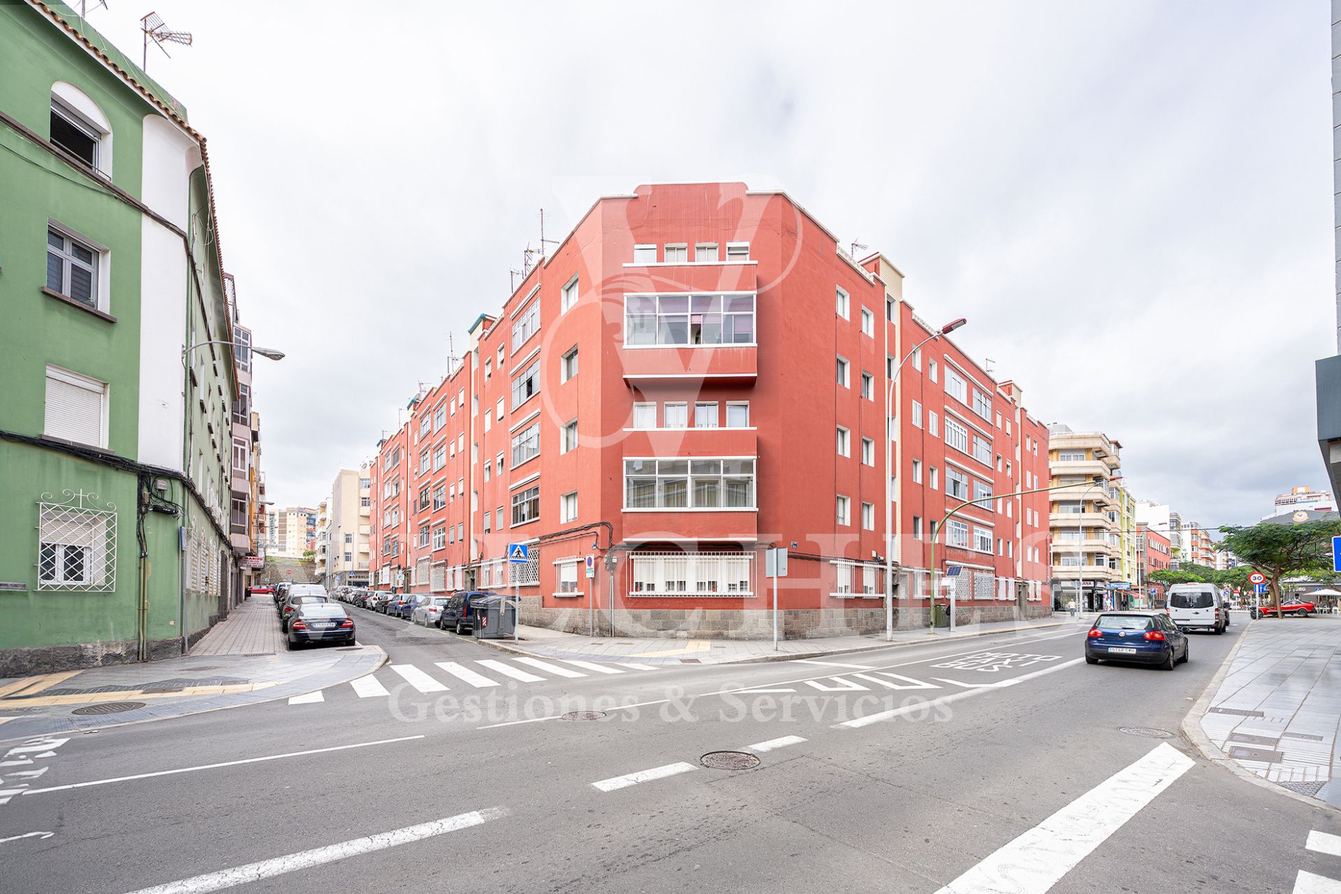 Vista exterior de Pis de lloguer en Las Palmas de Gran Canaria amb Moblat i Balcó