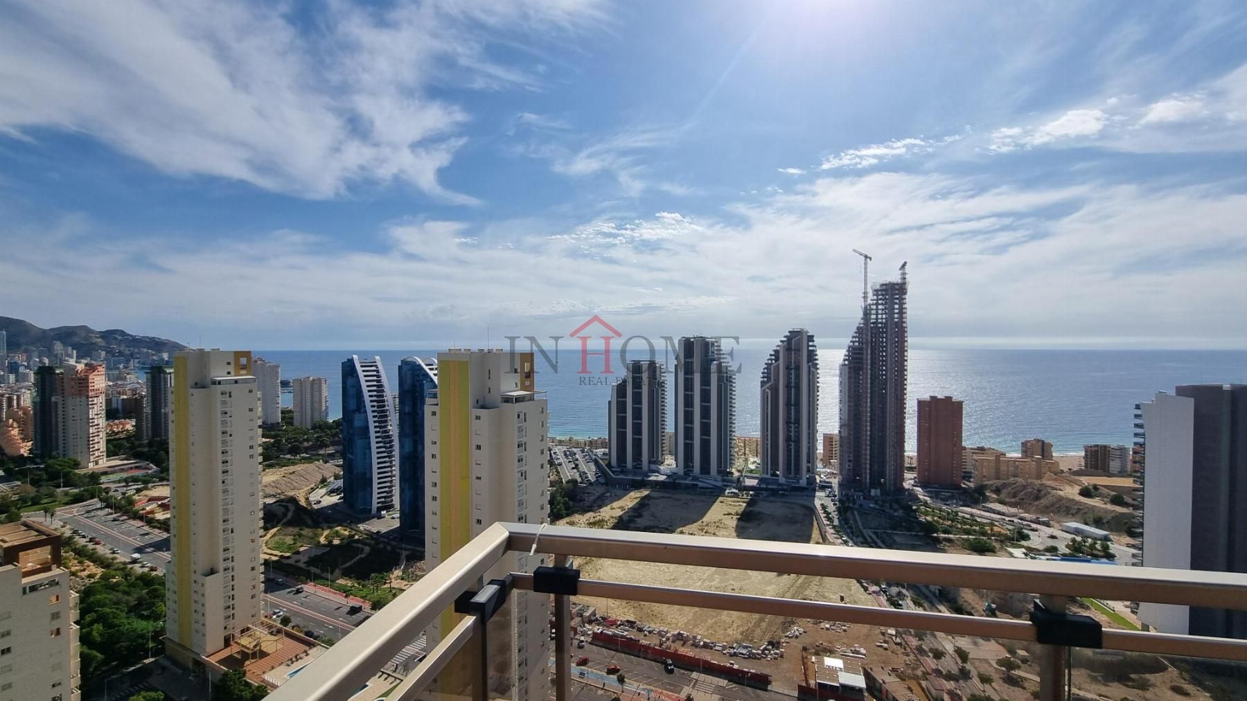 Dormitori de Àtic en venda en Benidorm amb Aire condicionat, Terrassa i Traster