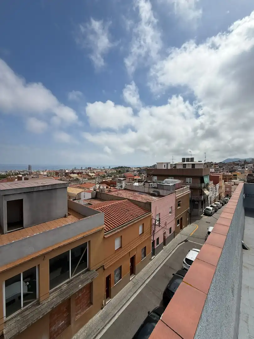 Außenansicht von Wohnung zum Verkauf in Mataró mit Klimaanlage, Heizung und Terrasse