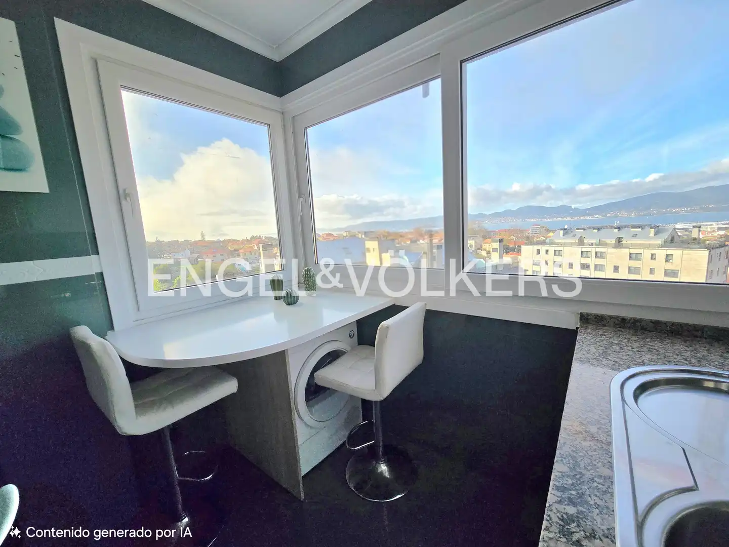 Vista exterior de Piso en venta en Vigo  con Calefacción, Terraza y Balcón