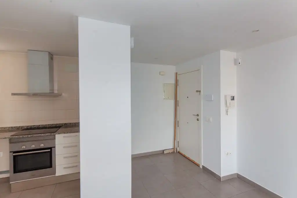Piso con ascensor en venta en C/ Plus Ultra - Conjunto Res Grupo Simancas -, imagen 8