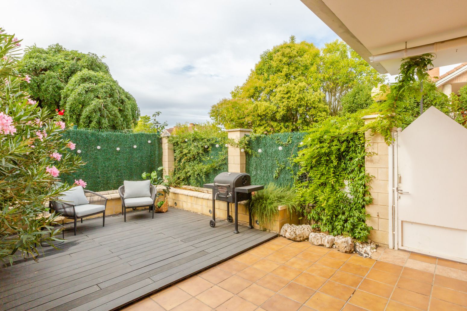 Terrassa de Casa adosada en venda en Egüés amb Calefacció, Jardí privat i Terrassa