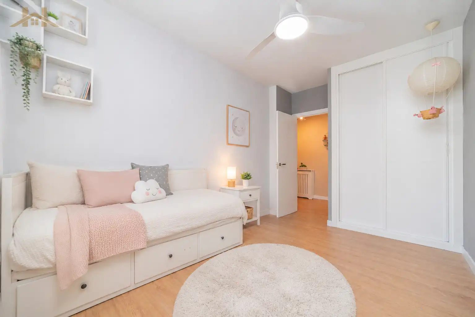 Bedroom of Duplexes for sale in Villanueva del Pardillo  with Air Conditioner, Heating and Parquet flooring