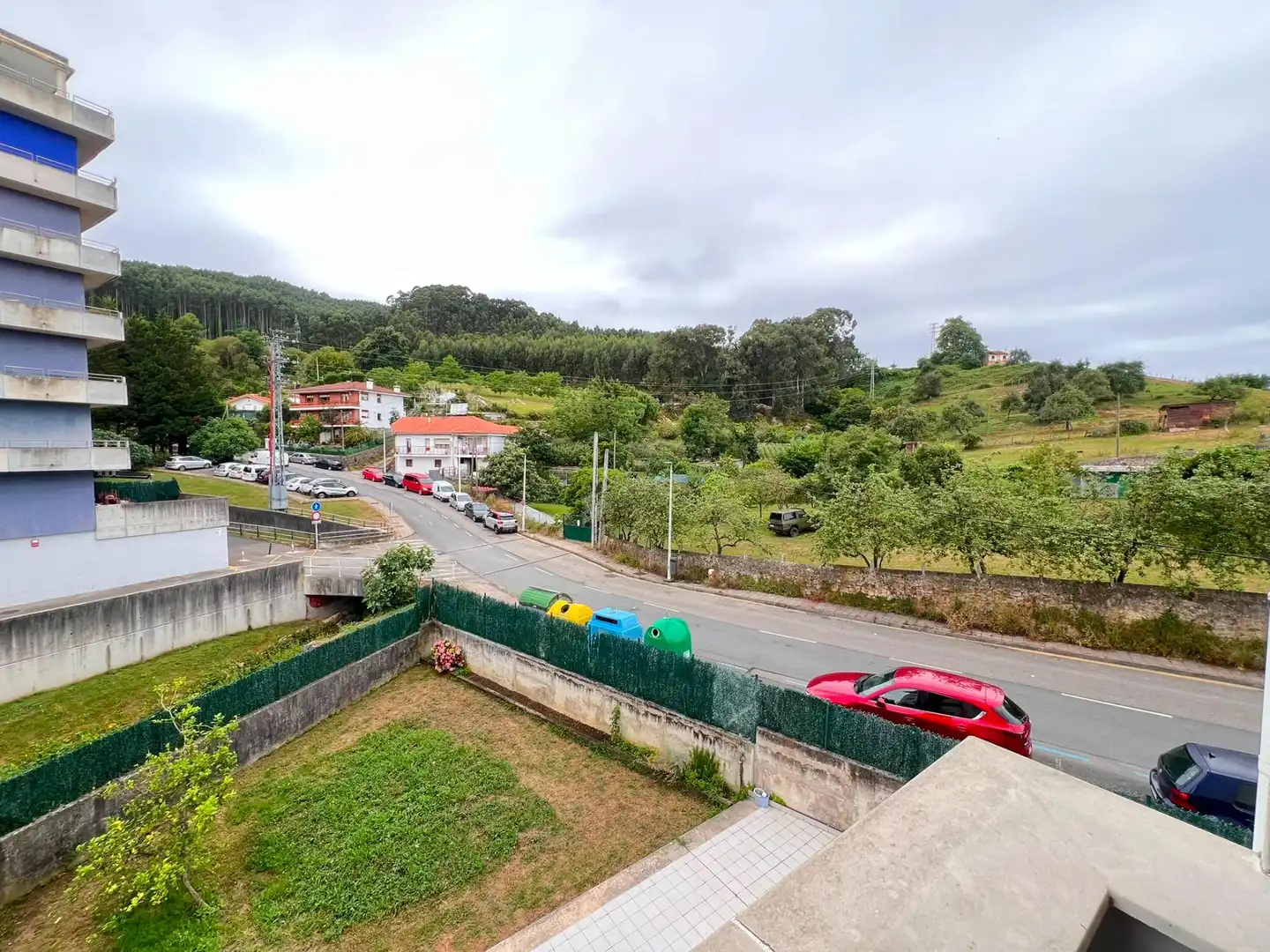 Außenansicht von Wohnung zum Verkauf in Castro-Urdiales mit Heizung und Abstellraum