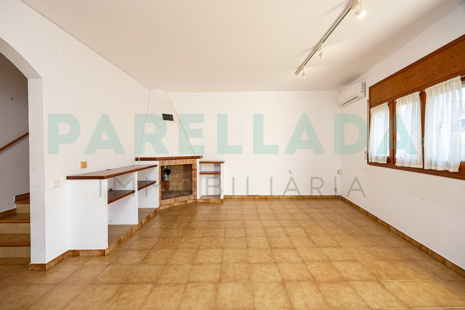 House or chalet for sale in Badalona  with Air Conditioner, Heating and Terrace