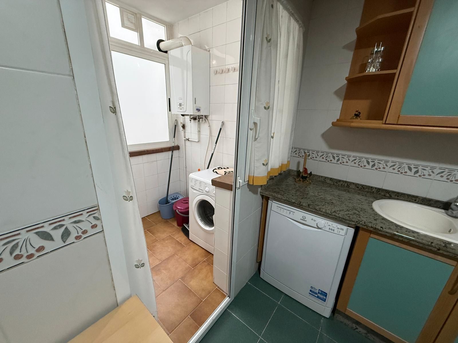 Cuina de Apartament en venda en  Albacete Capital amb Calefacció, Traster i Balcó