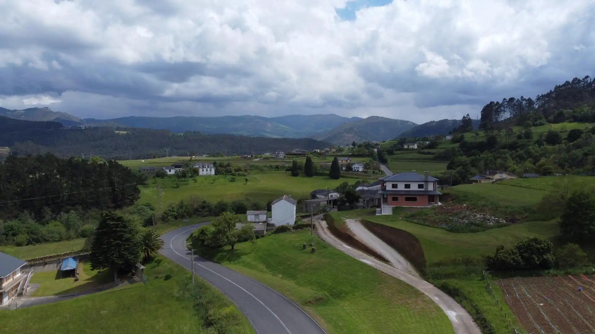 Außenansicht von Residential zum Verkauf in Coaña
