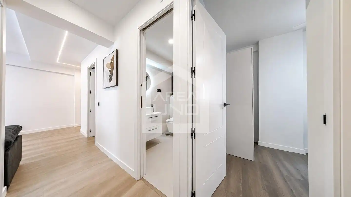 Wohnung zum Verkauf in Alcorcón mit Klimaanlage, Heizung und Terrasse