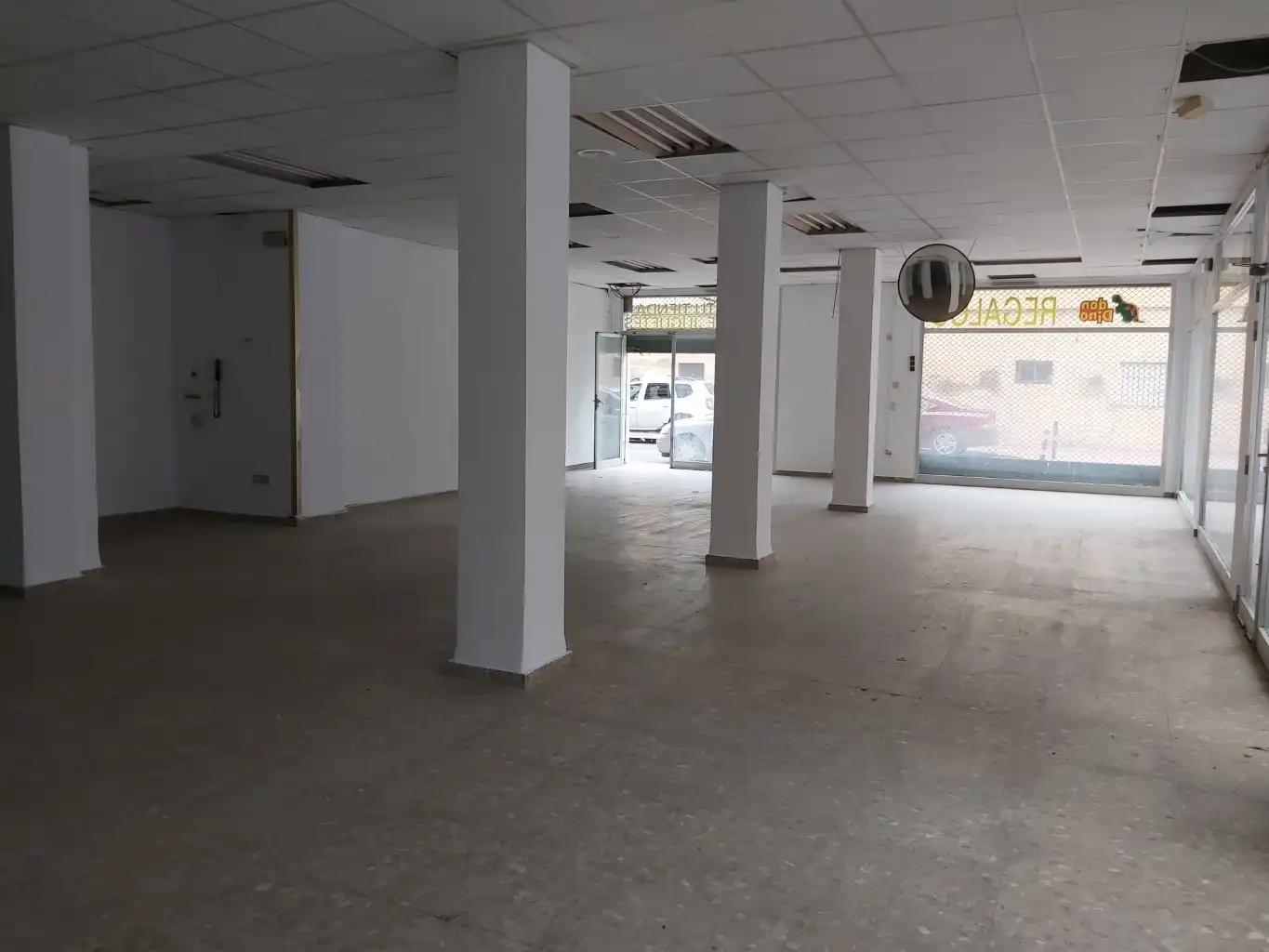 Business premises for sale in C/ Maestra Inés Mir, imagen 4