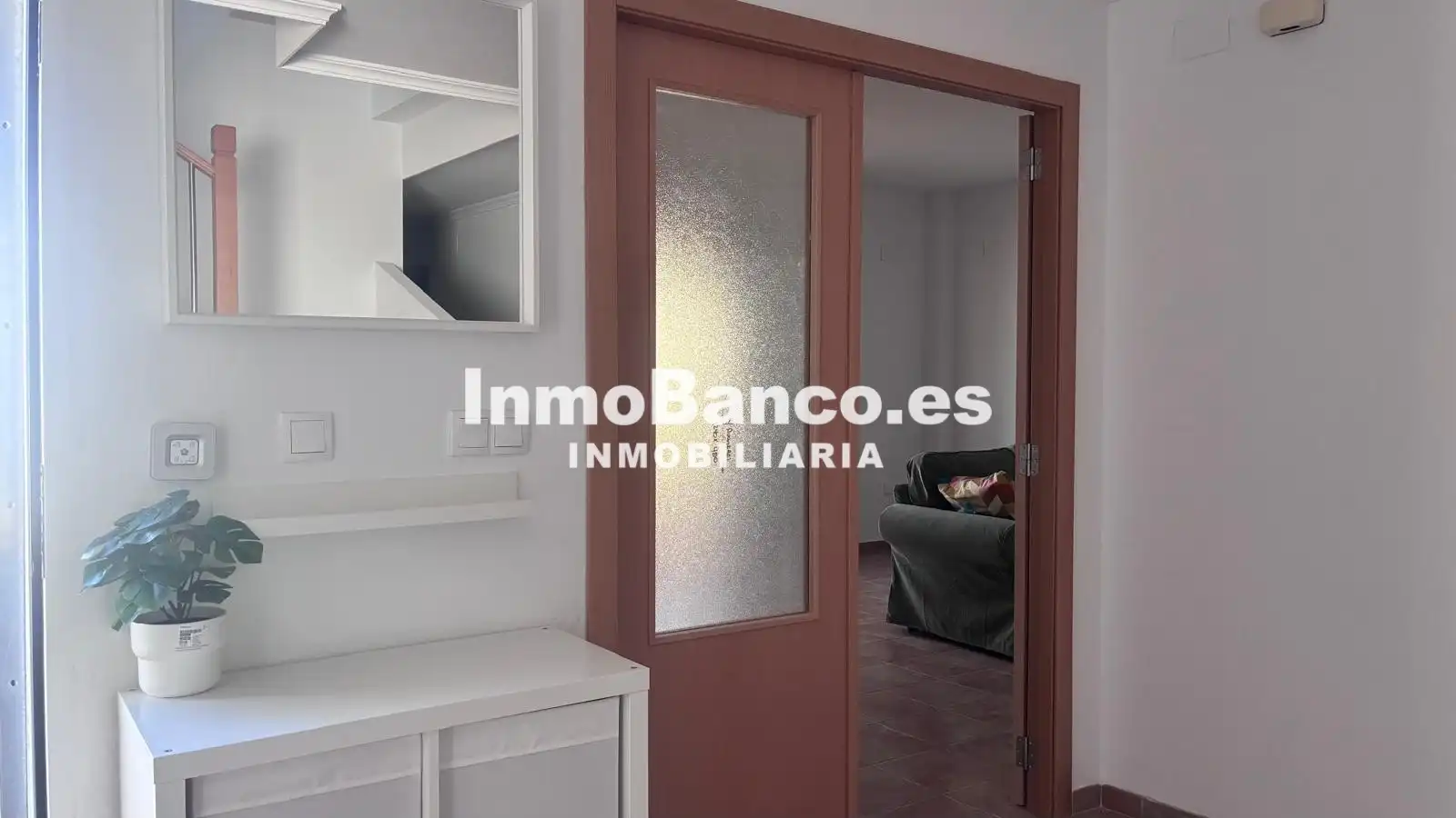 Houses for sale in Montserrat  with Private garden and Terrace