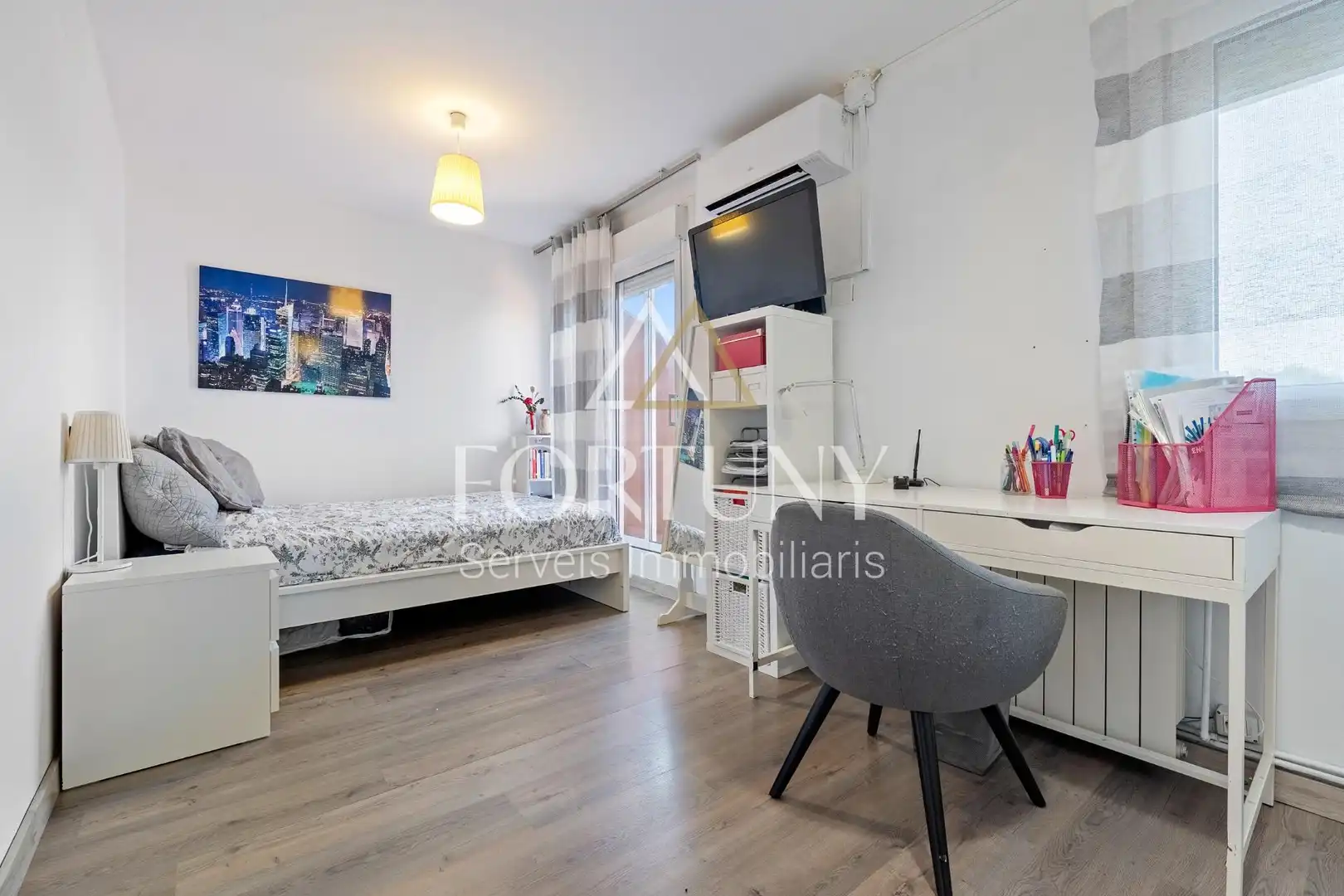 Habitación de Casa adosada en venta en Reus con Aire acondicionado, Calefacción y Terraza