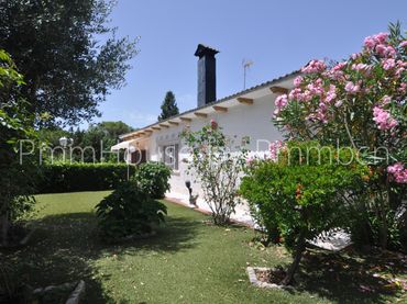 Detached house with garden for sale in Carrer Catalunya