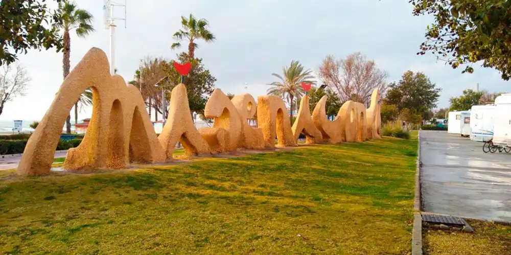 Flat for sale in Distrito Zeta - Recinto Ferial Cortijo de Torres