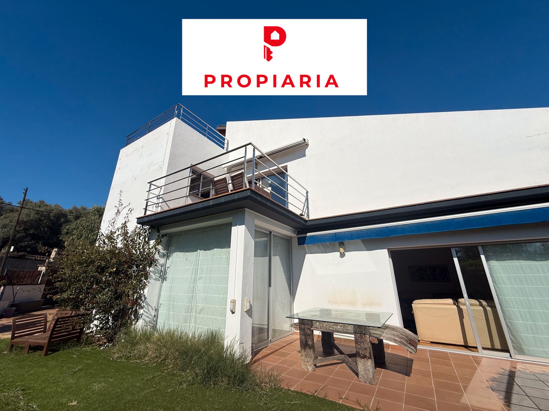 Vista exterior de Casa o xalet en venda en Castelldefels amb Aire condicionat, Calefacció i Terrassa