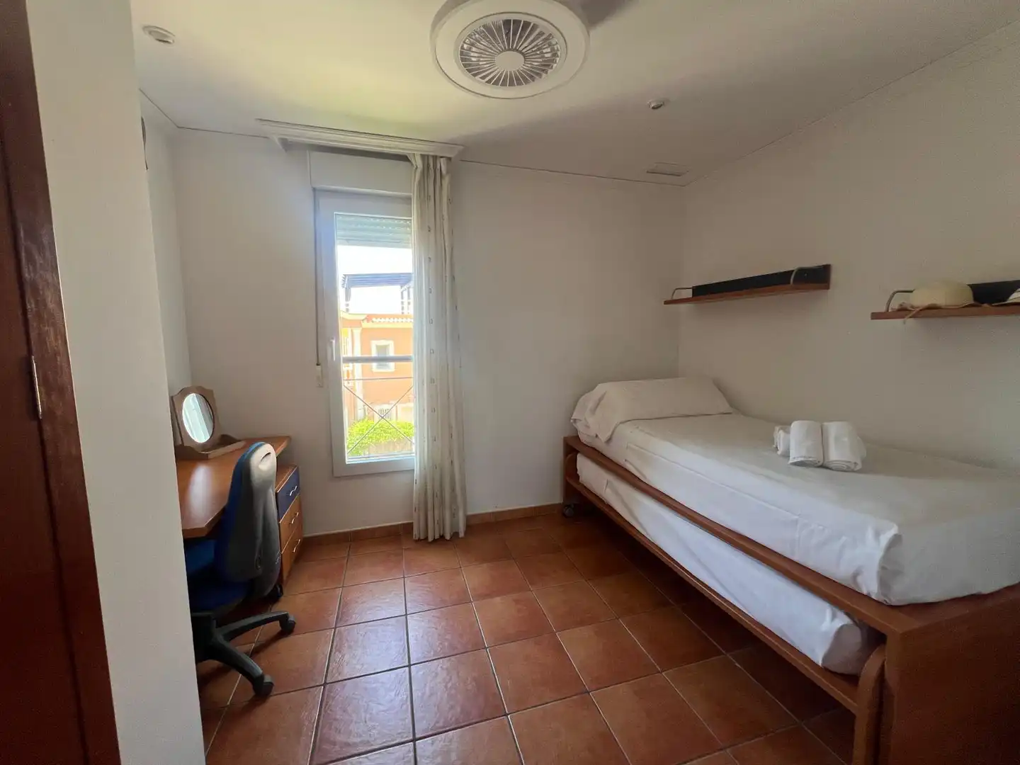 Bedroom of Attic for rent in Oliva  with Air Conditioner, Terrace and Furnished