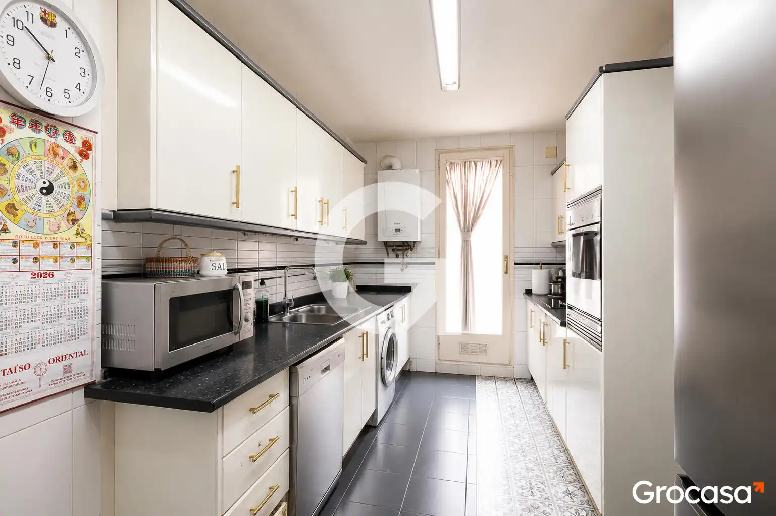 Cocina de Casa adosada en venta en Barcelona con Aire acondicionado, Calefacción y Terraza