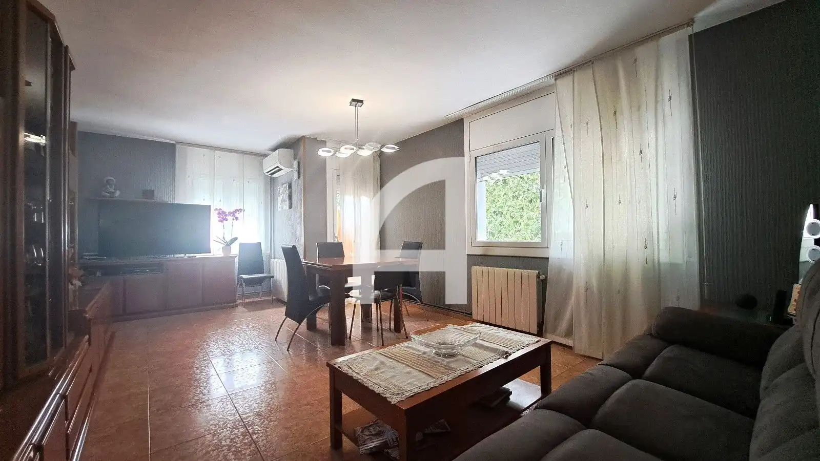 Sala d'estar de Pis en venda en Terrassa amb Aire condicionat, Calefacció i Terrassa