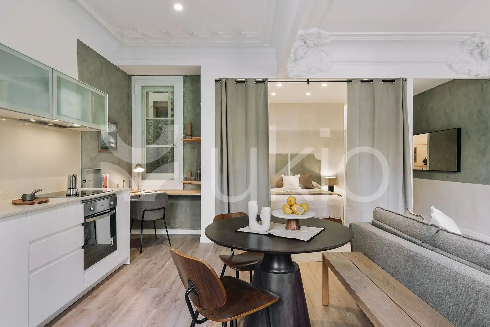 Habitación de Estudio de alquiler en Barcelona con Aire acondicionado, Calefacción y Amueblado
