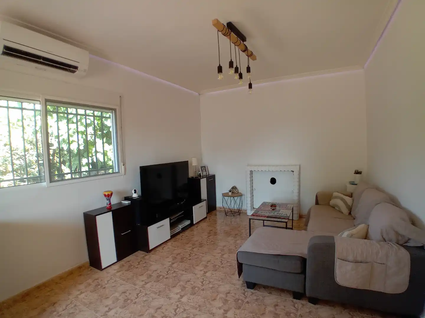 Sala de estar de Casa o chalet en venta en Godelleta con Jardín privado, Terraza y Piscina