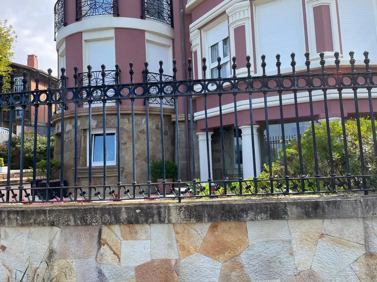 Exterior view of Flat for sale in Getxo   with Heating, Terrace and Storage room