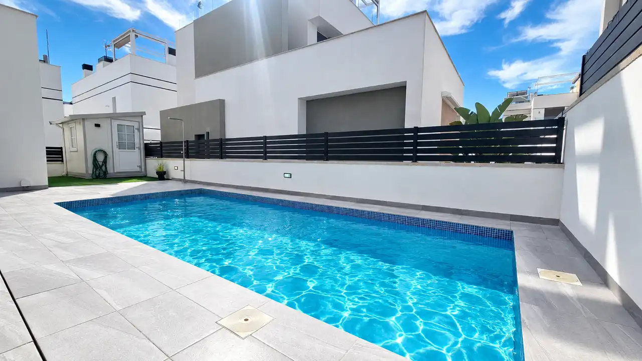 Xalet amb piscina en venda a Orihuela Costa, imagen 2