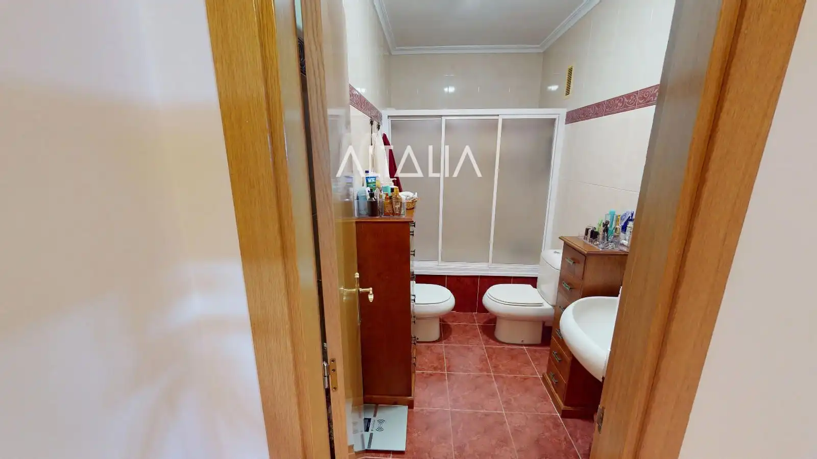 Habitación de Casa adosada en venta en Cuenca con Calefacción, Piscina y Piscina comunitaria