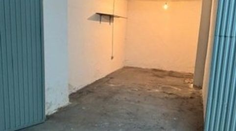 Foto 2 de Garaje en venta en Calle Almuñécar, 12, Barrio de Zaidín, Granada Capital