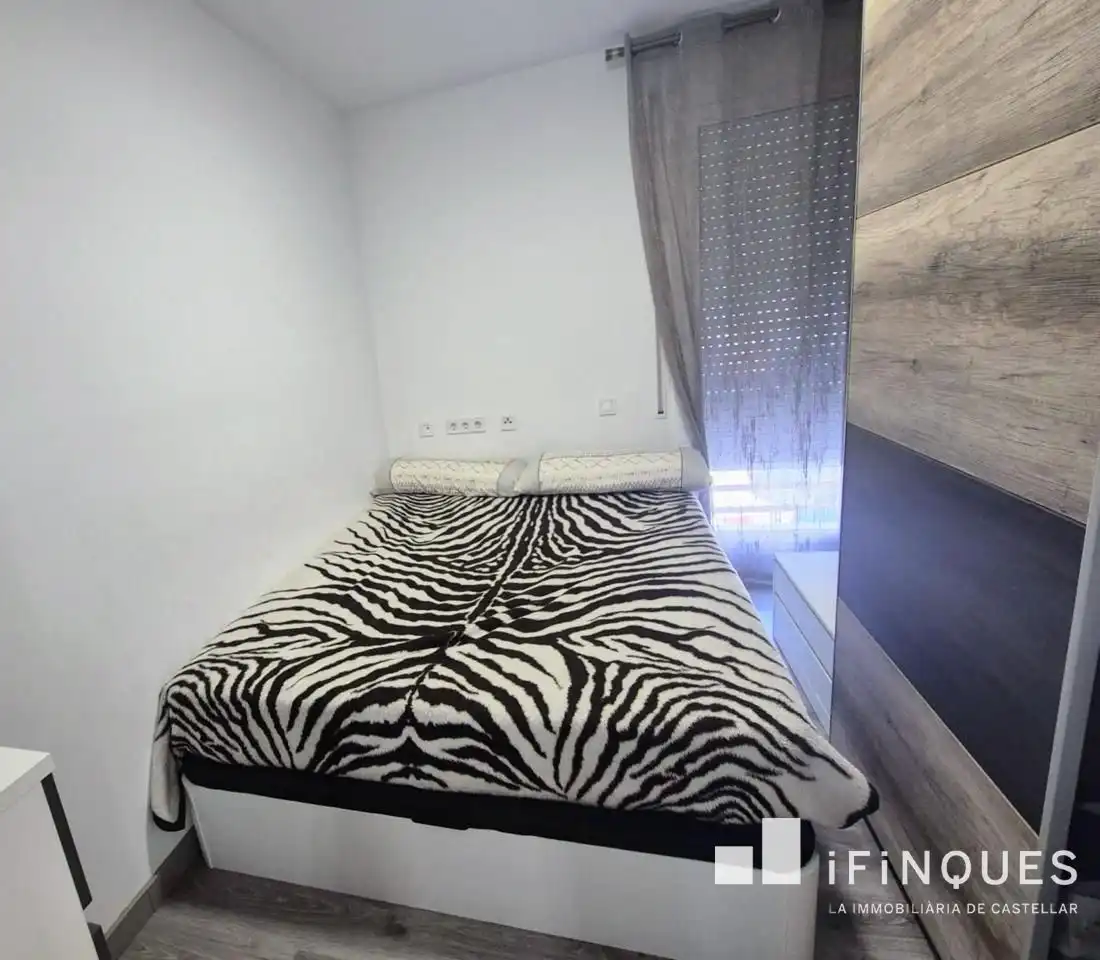 Flat with lift for sale in Centre - Sant Oleguer, imagen 6