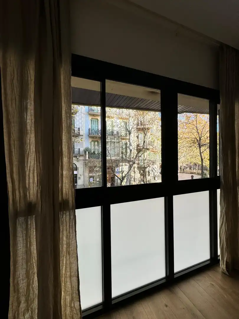 Vista exterior de Piso de alquiler en Barcelona con Calefacción