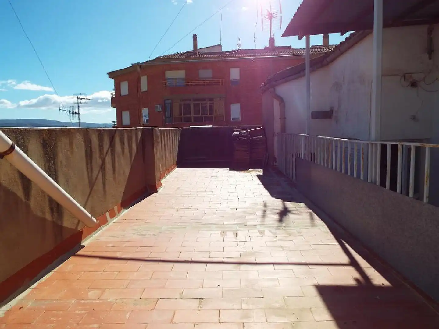 Vista exterior de Apartament en venda en Caudete amb Terrassa