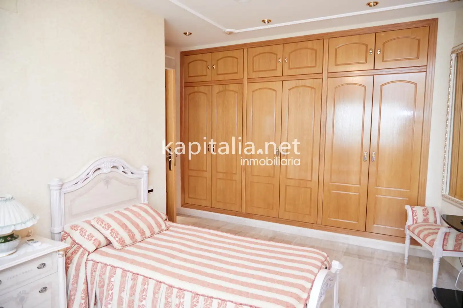 Habitación de Casa adosada en venta en Albaida con Aire acondicionado, Terraza y Trastero
